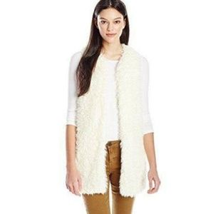 I.S Apparel Off White Faux Fur Vest Size S